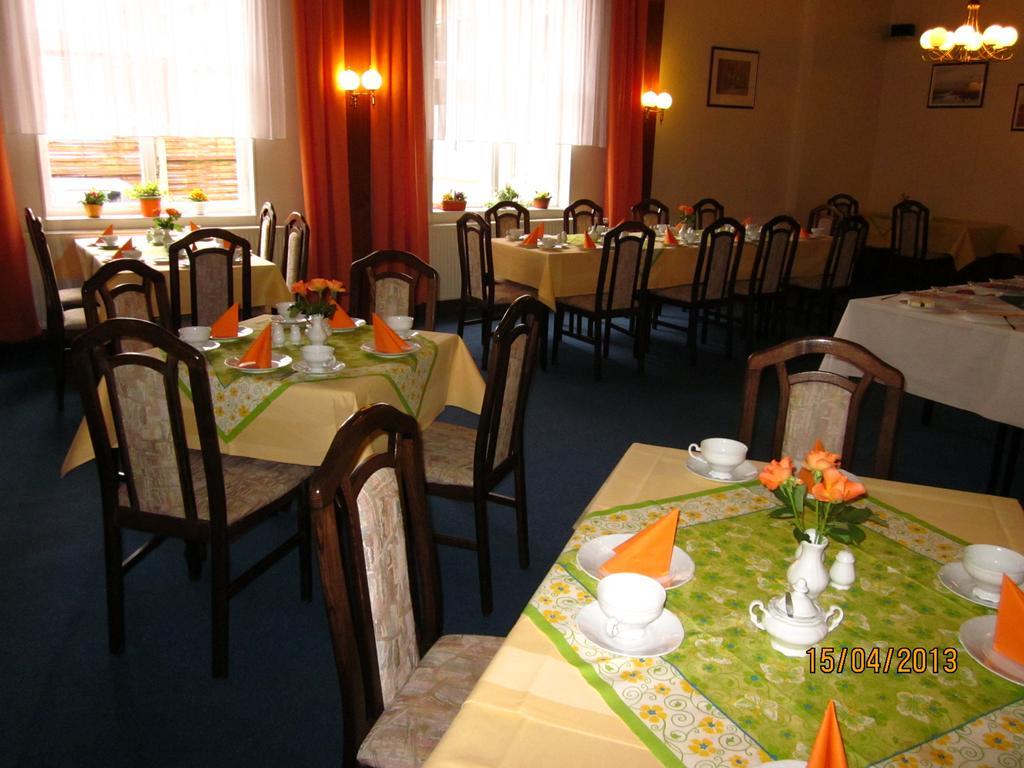 Hotel Garni Weisses Ross Stolberg i. Harz Екстериор снимка