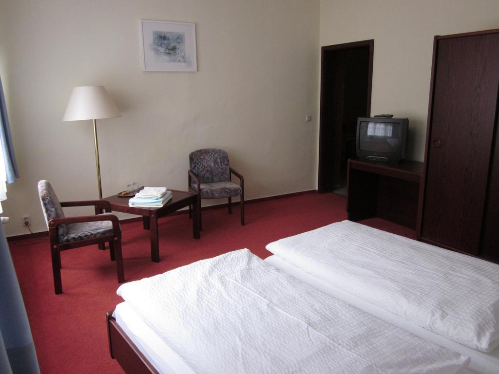 Hotel Garni Weisses Ross Stolberg i. Harz Стая снимка