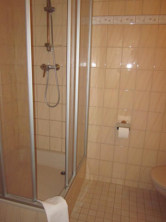 Hotel Garni Weisses Ross Stolberg i. Harz Стая снимка