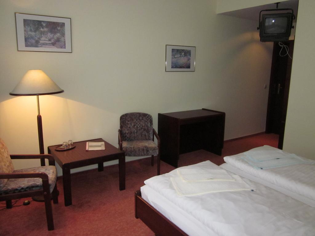 Hotel Garni Weisses Ross Stolberg i. Harz Стая снимка
